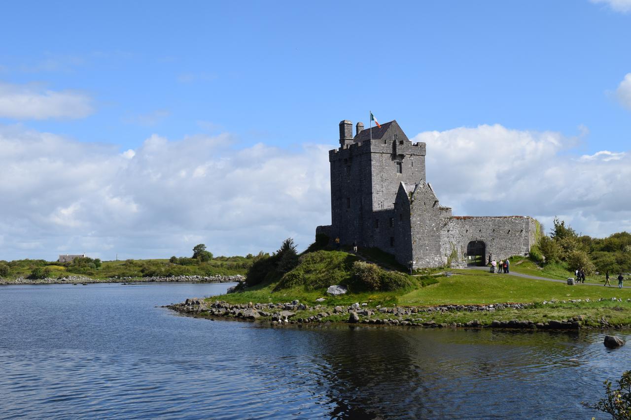 Lady Gregory Hotel, Leisure Club & Beauty Rooms Gort Exterior foto
